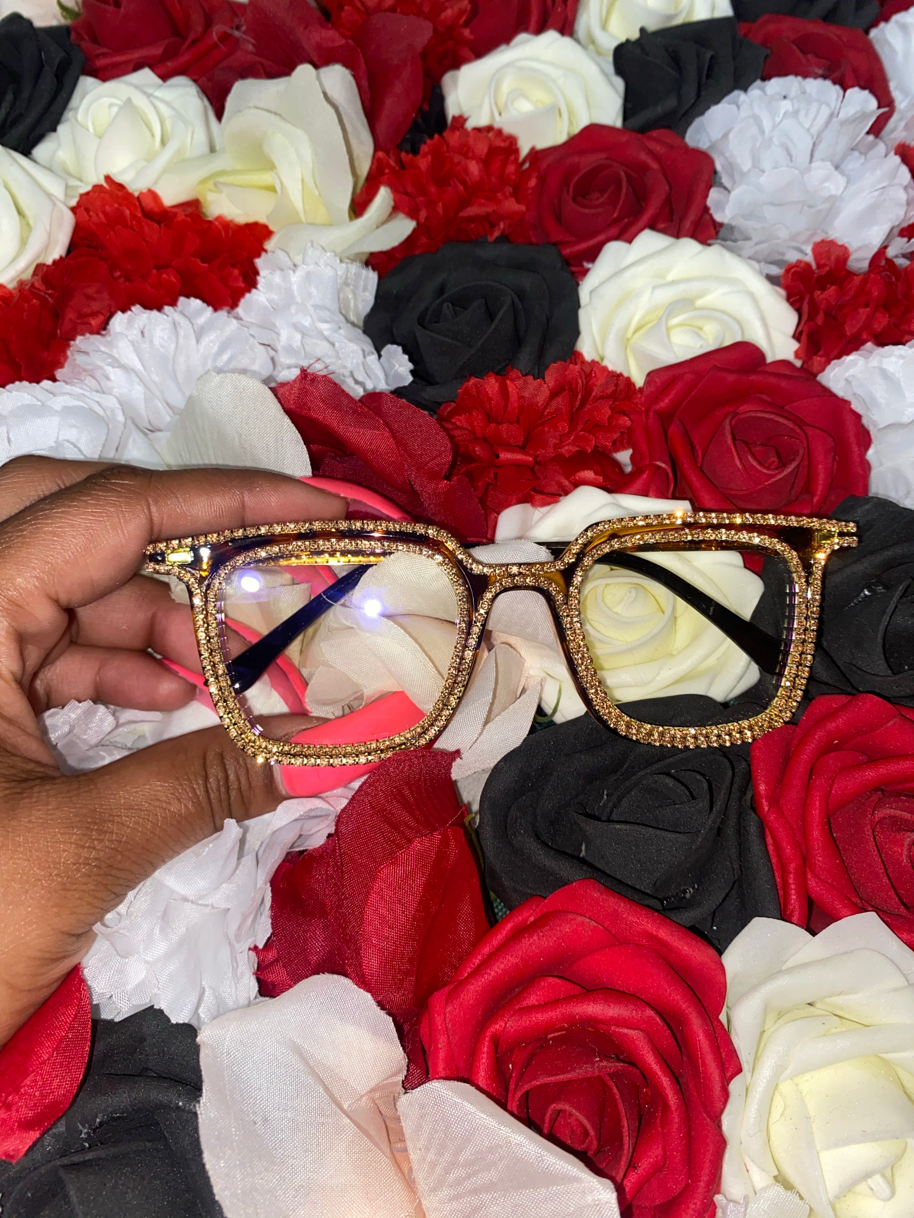 Body Oddy Shades